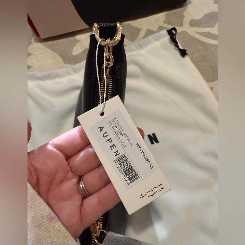 Authentic Aupen Nirvana Chain Bag in Noir / Black - NWT - Picture 7 of 13
